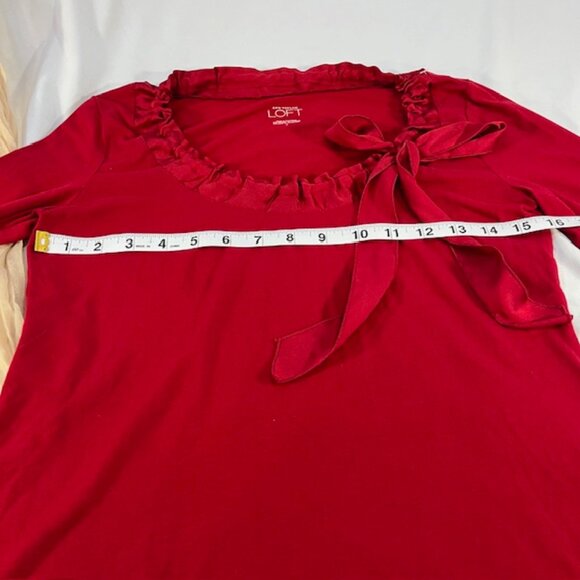 Ann Taylor Loft Women's Red Ruffled Boatneck Bow Top Size S - Picture 7 of 13